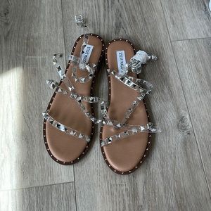 never worn steve madden sandals size 9.5